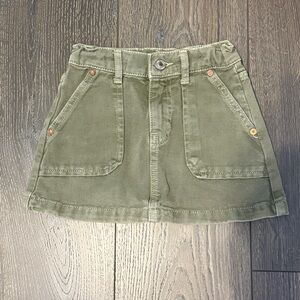 Girls Zara Khaki Denim Skirt. Great condition. Size 6